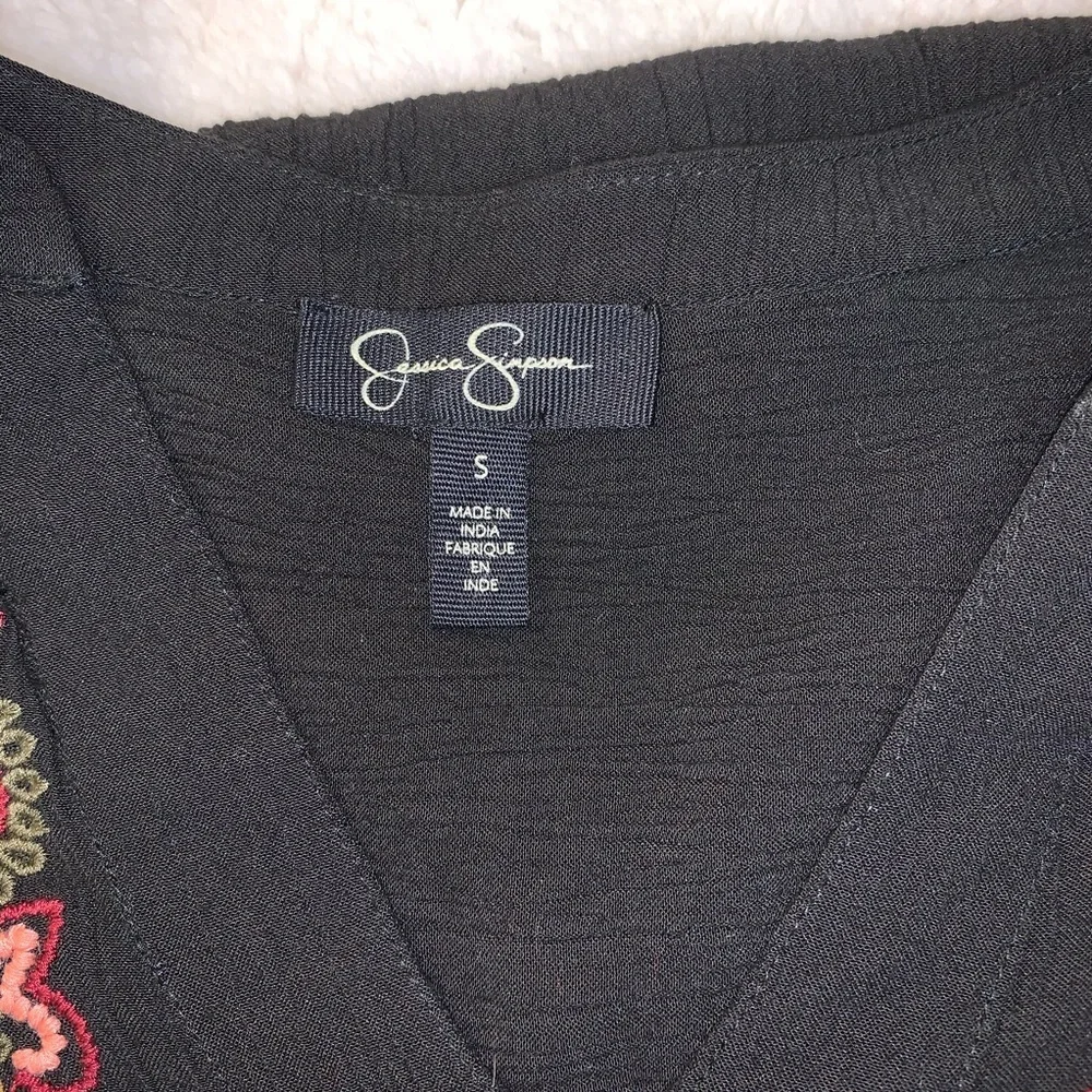 🌟Jessica Simpson Embroidered Shirt Dress - Picture 7 of 8